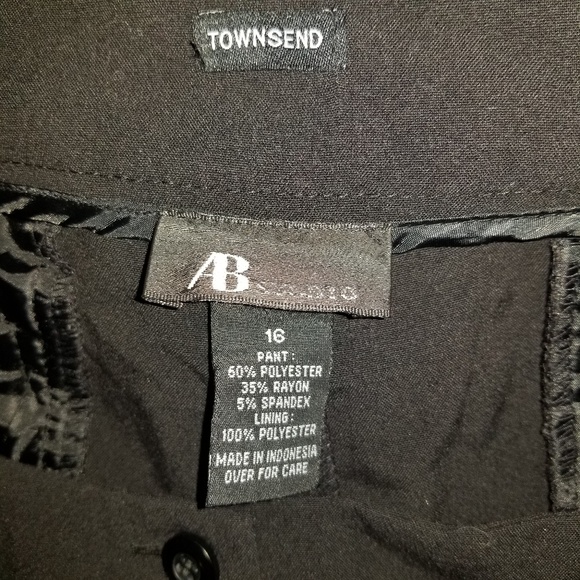 AB Studio Townsend Flat-FrontPants

Black - Picture 5 of 5